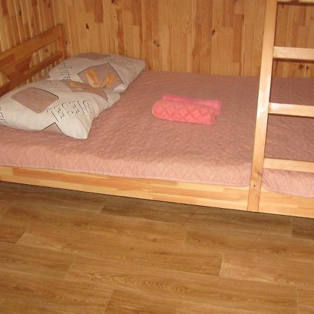 Отель Уютный домик 133 причал. Одесса Экстерьер фото